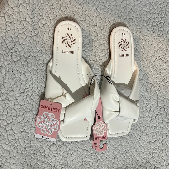 NWT Sam & Libby Taullulah Slide White Sandal - Picture 2 of 7